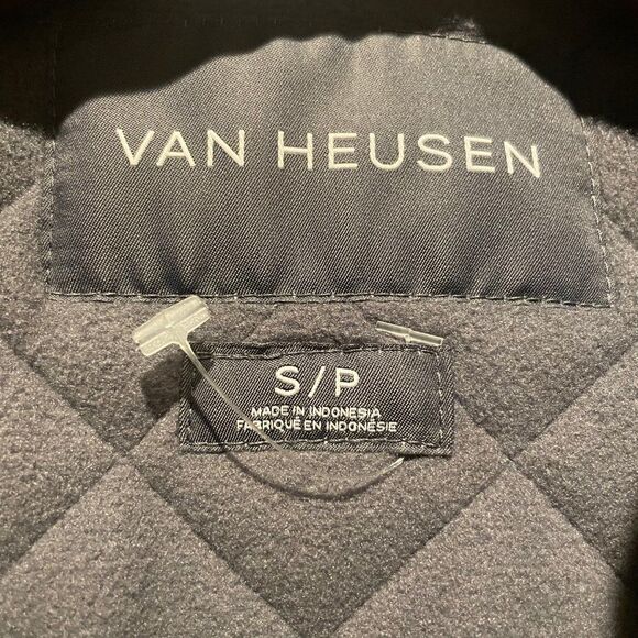 Van Heusen Women's Fitted Grey Vest Size Small - Picture 2 of 10